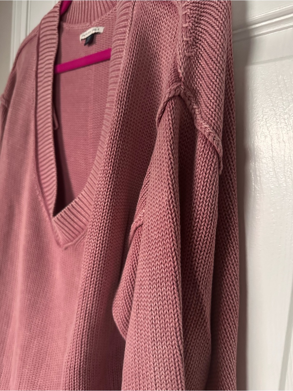 V-Neck Oversized Sweater - Picture 2 of 3